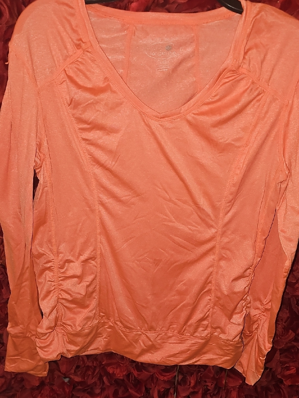 Tangerine Women's Coral V-Neck Shiny Active Long Sleeve Top Size Large